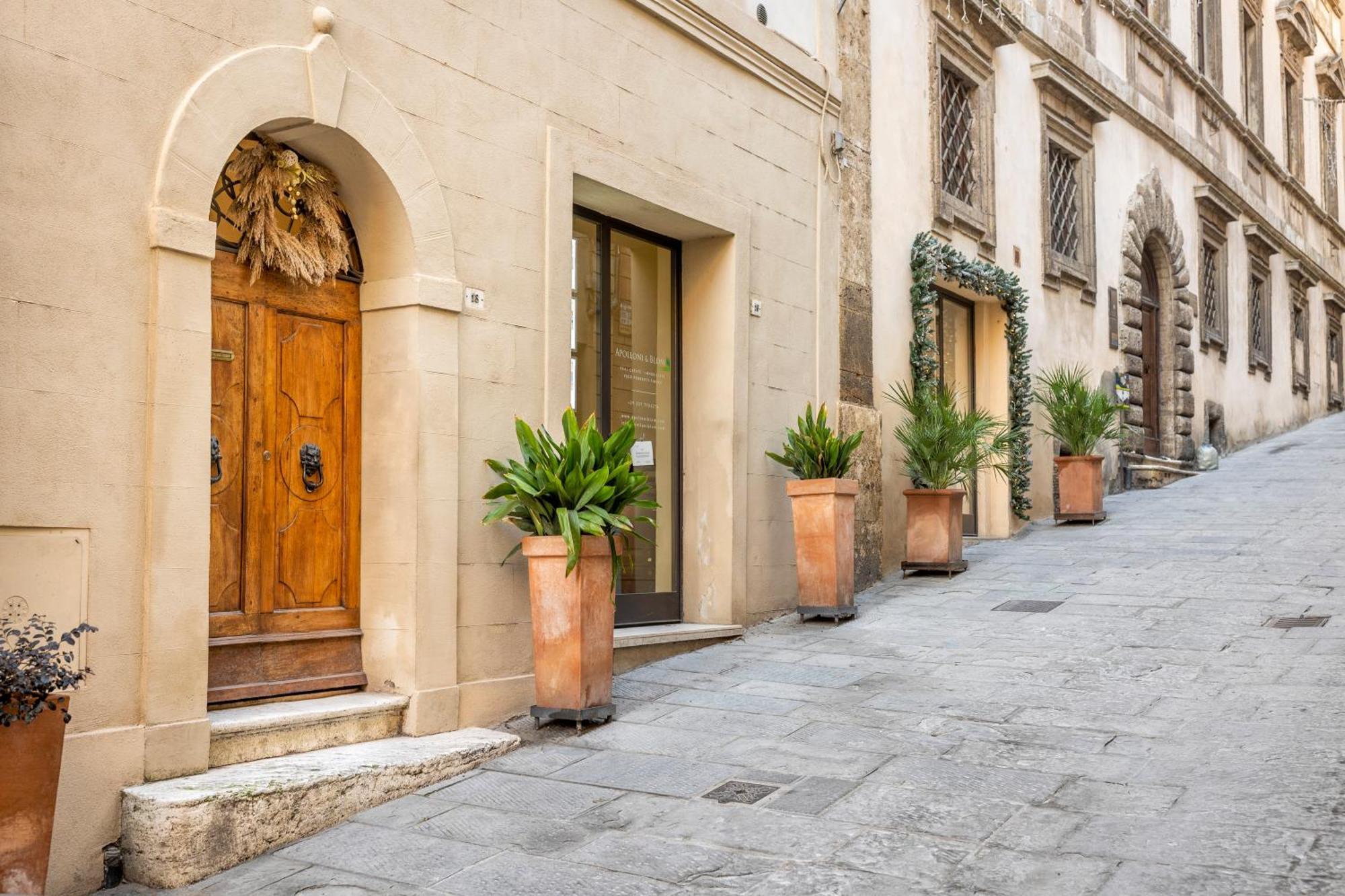 Stefania Townhouse Apartment Montepulciano Exterior photo